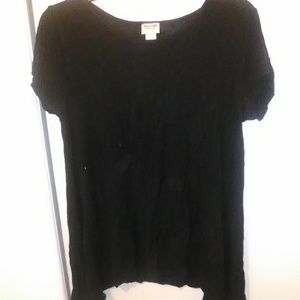 Black t shirt